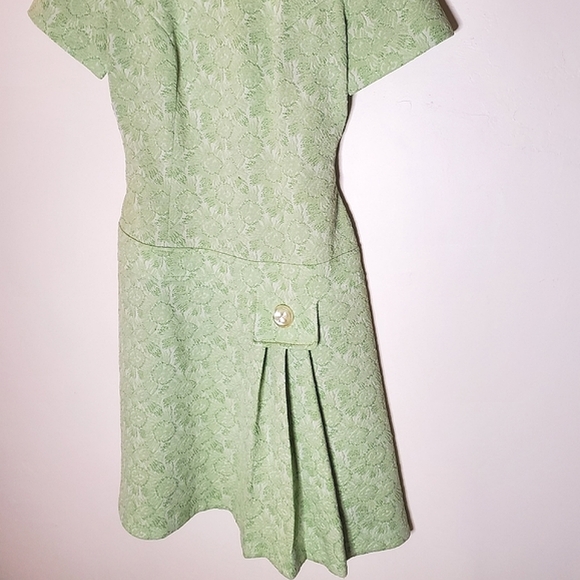Mossy Mod Light Green Brocade Short-Sleeve Mini Dress with Pleats & Pocket - Picture 5 of 14